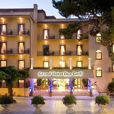 Due Golfi Grand Hotel SantʼAgata sui Due Golfi Esterno foto