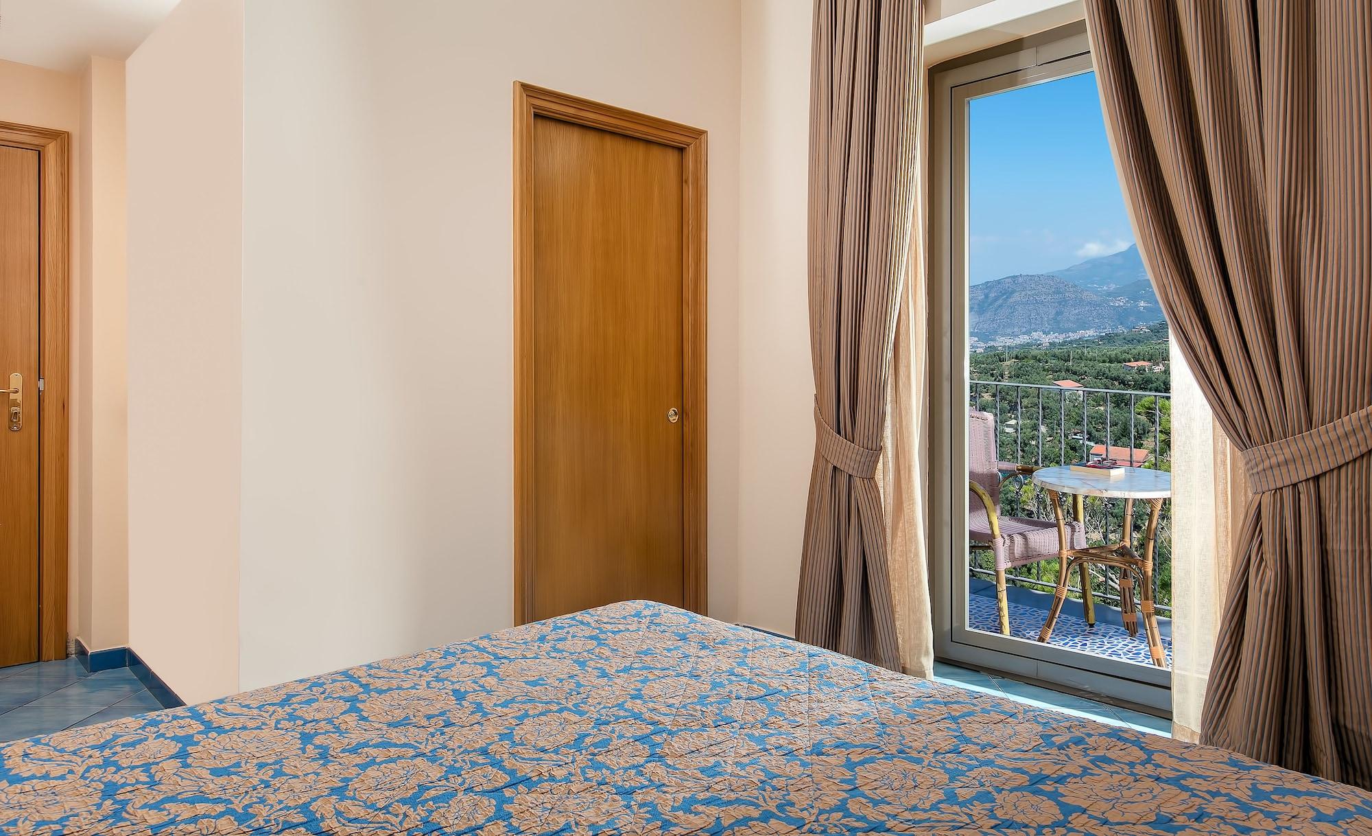 Due Golfi Grand Hotel SantʼAgata sui Due Golfi Esterno foto