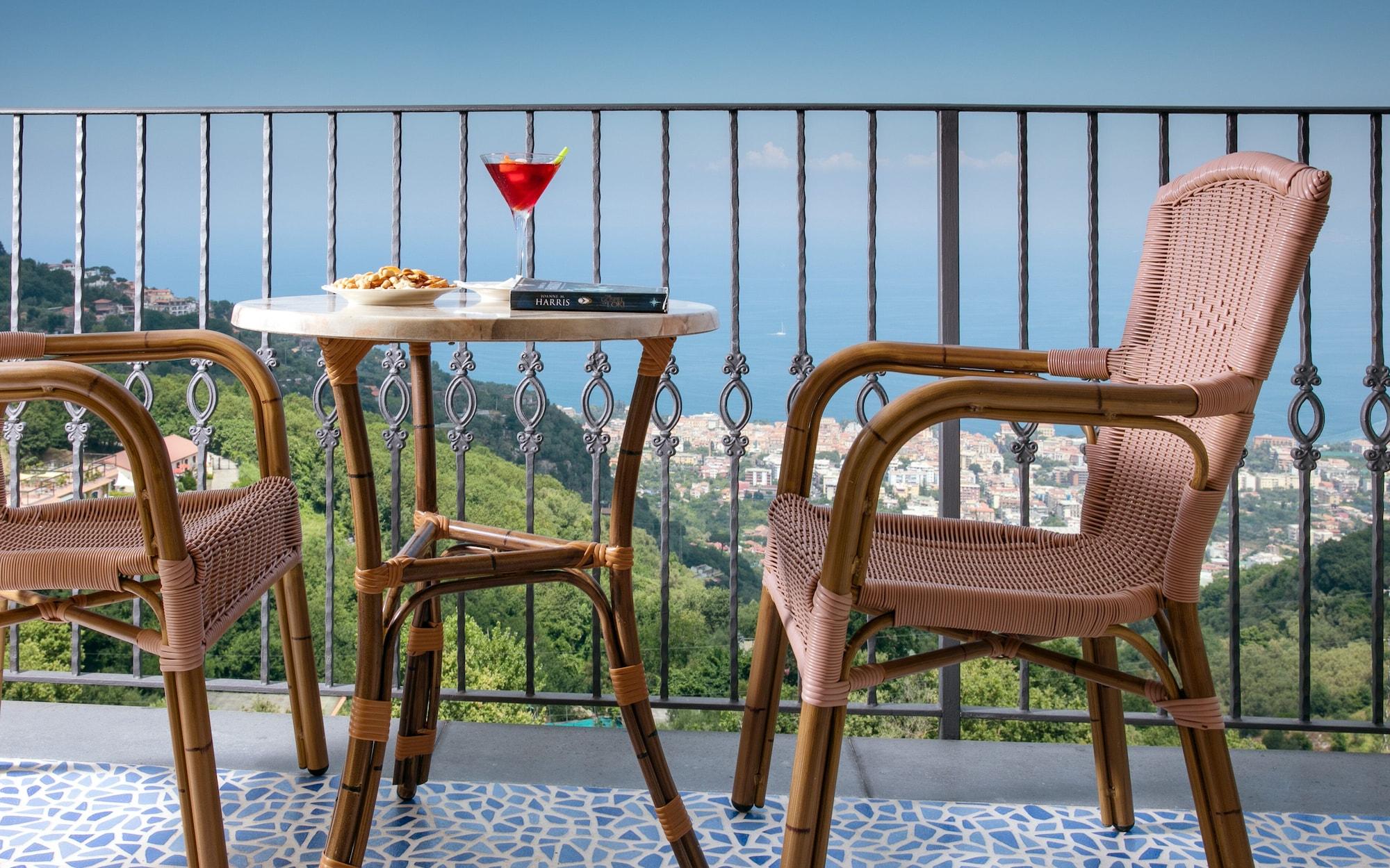 Due Golfi Grand Hotel SantʼAgata sui Due Golfi Esterno foto