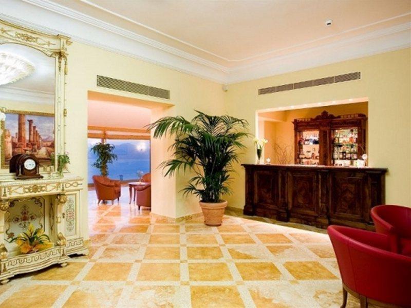 Due Golfi Grand Hotel SantʼAgata sui Due Golfi Esterno foto