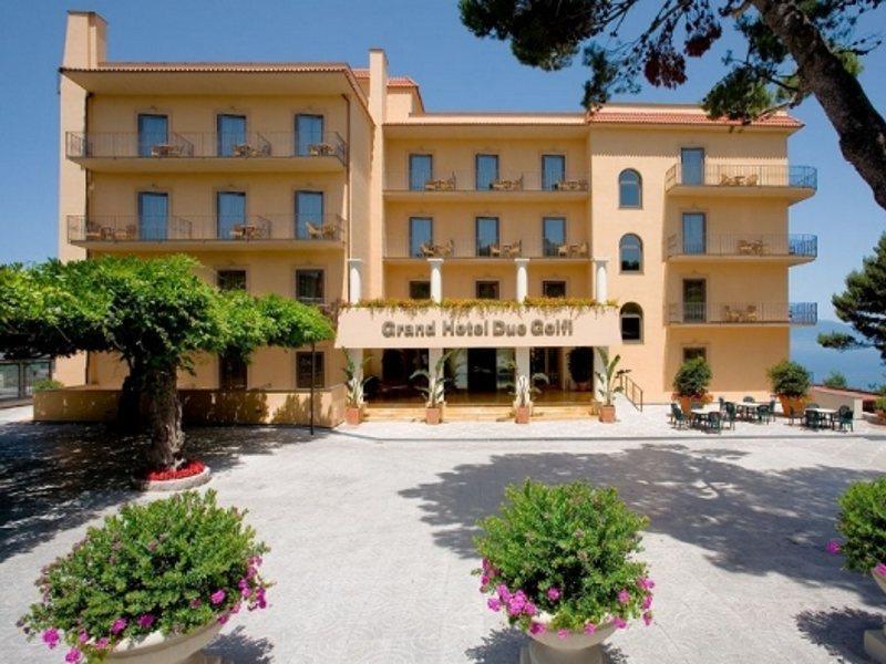 Due Golfi Grand Hotel SantʼAgata sui Due Golfi Esterno foto