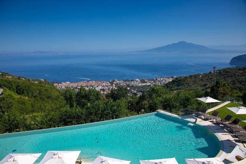 Due Golfi Grand Hotel SantʼAgata sui Due Golfi Esterno foto