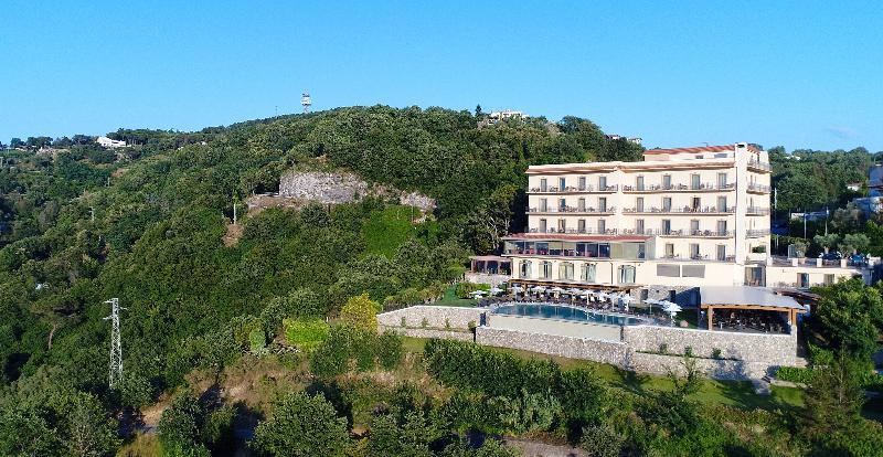 Due Golfi Grand Hotel SantʼAgata sui Due Golfi Esterno foto
