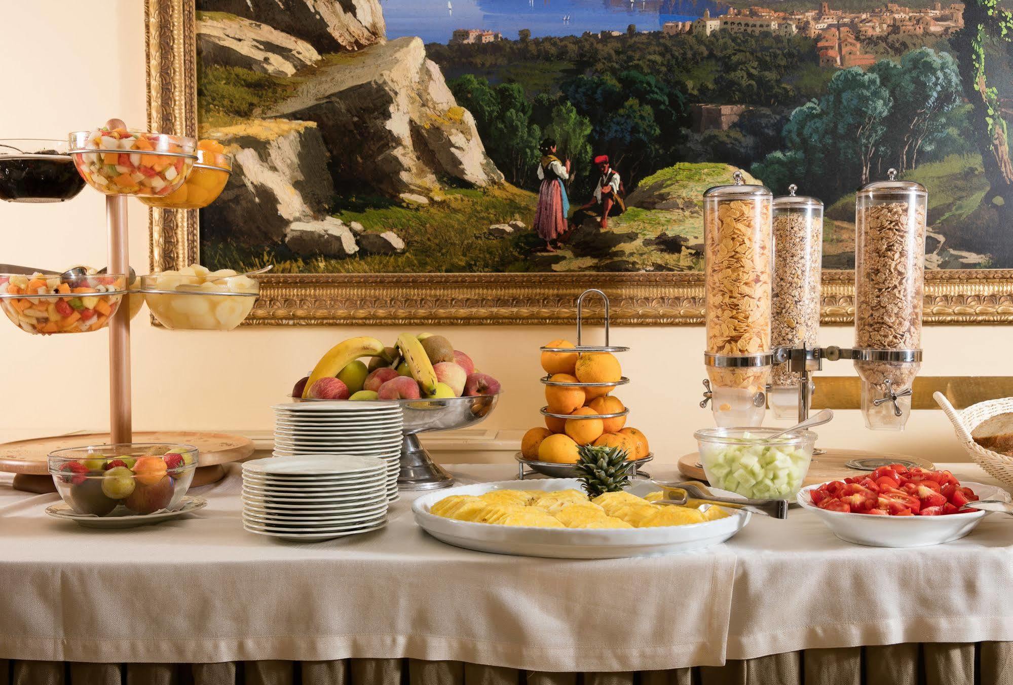 Due Golfi Grand Hotel SantʼAgata sui Due Golfi Esterno foto