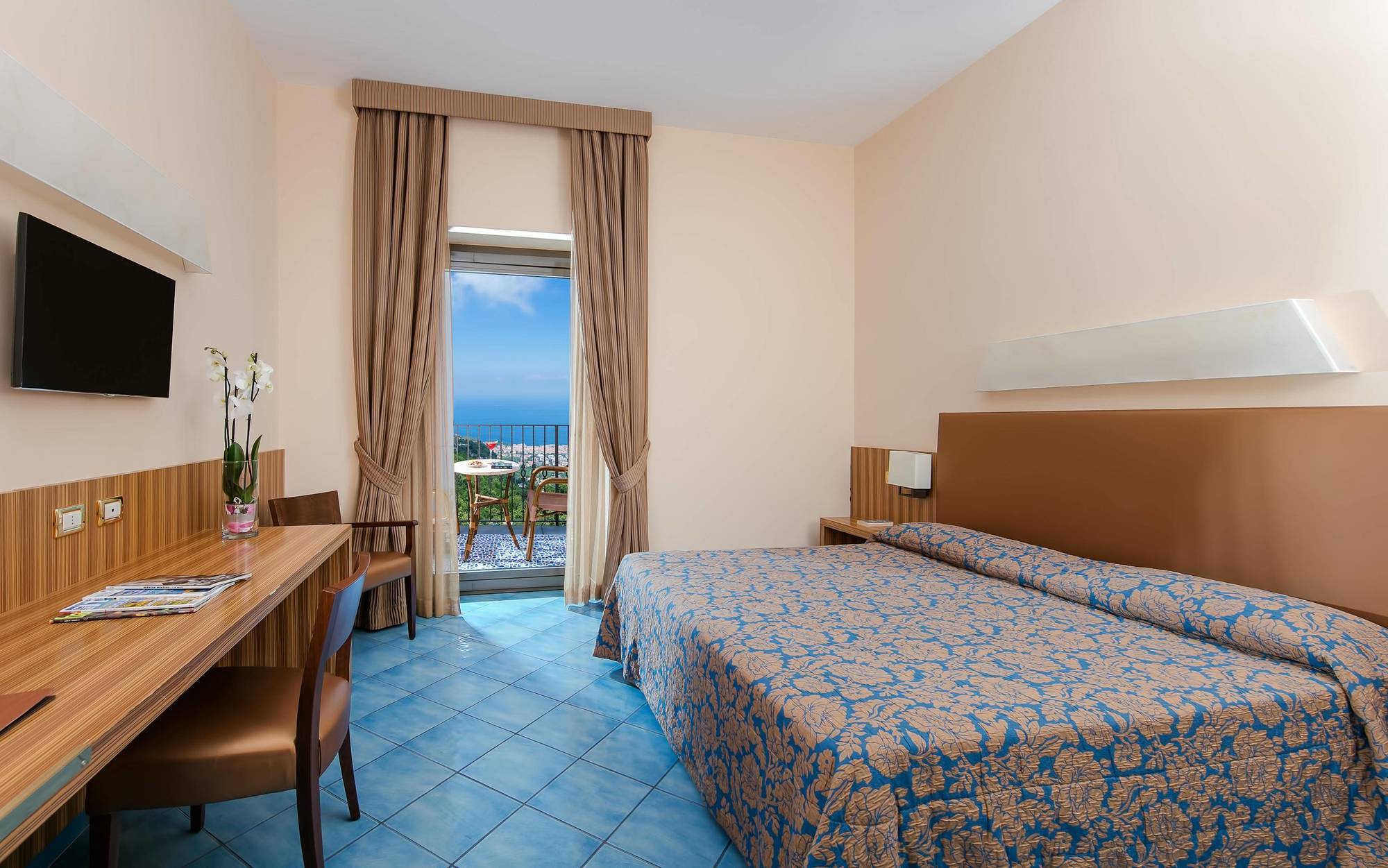 Due Golfi Grand Hotel SantʼAgata sui Due Golfi Esterno foto